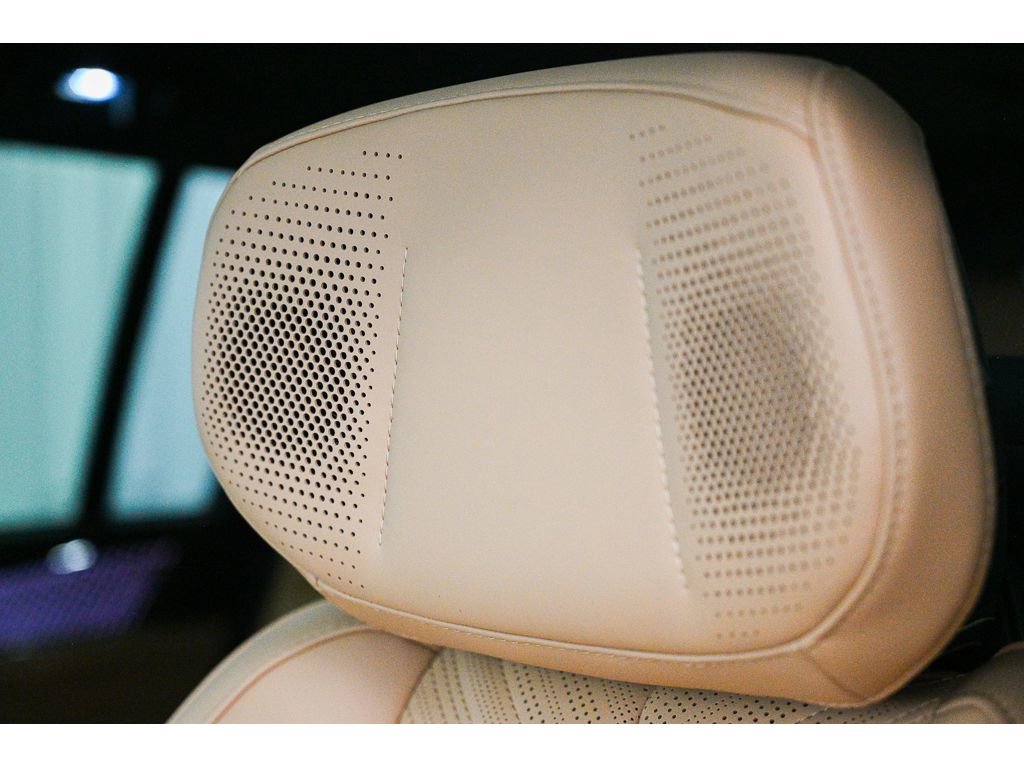 New 2025 Cadillac Escalade IQ Luxury 2 image 39