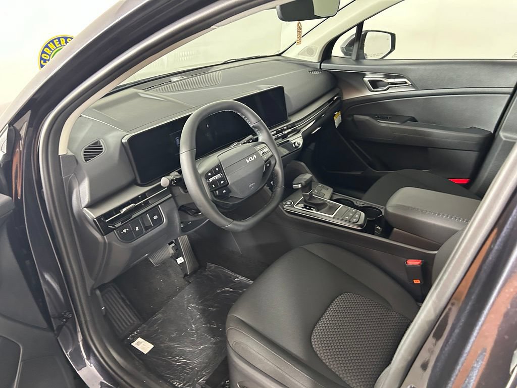 New 2026 Kia Sportage LX w/ LX Convenience Package AWD/4WD image 8