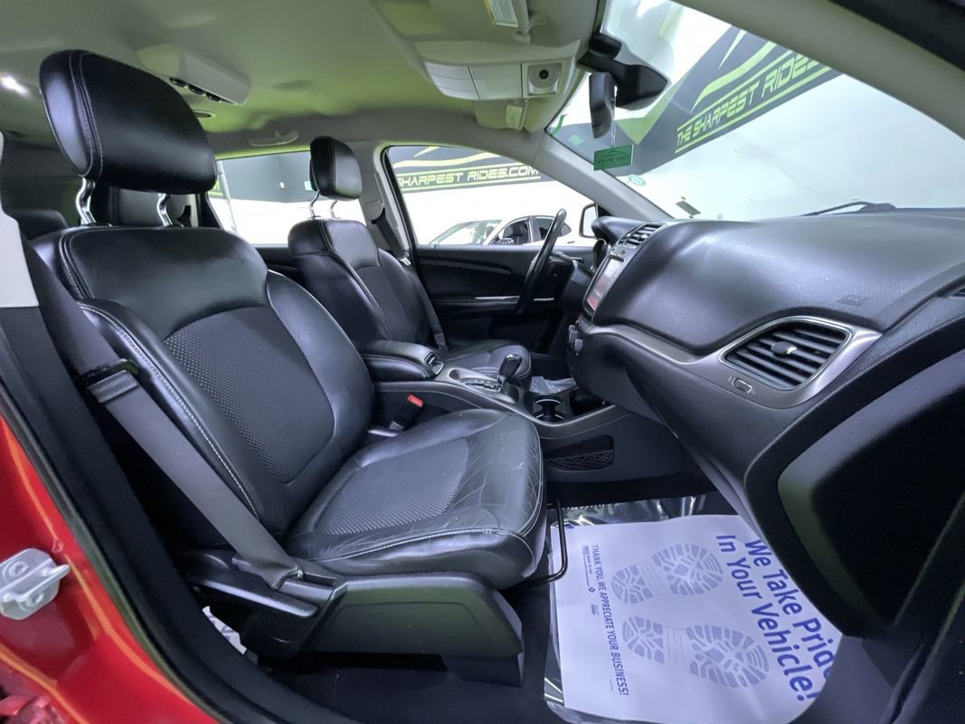 Used 2019 Dodge Journey Crossroad image 29