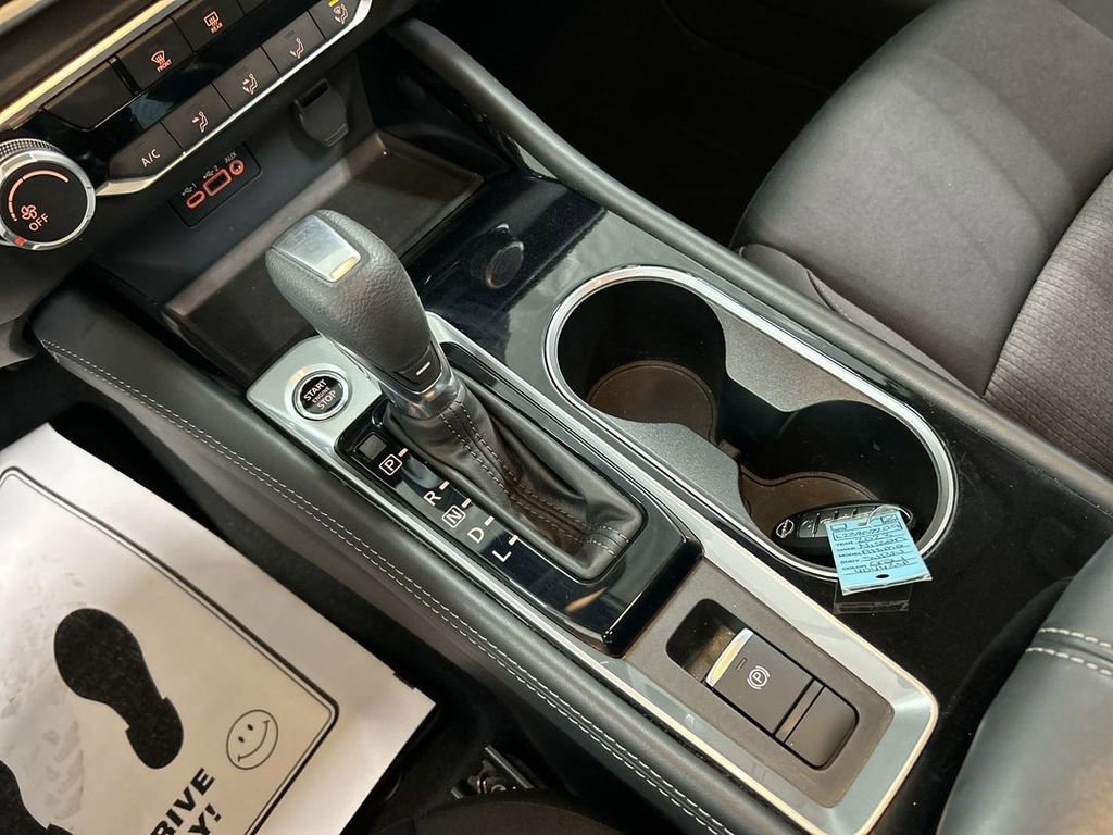 Used 2023 Nissan Altima 2.5 SV image 17
