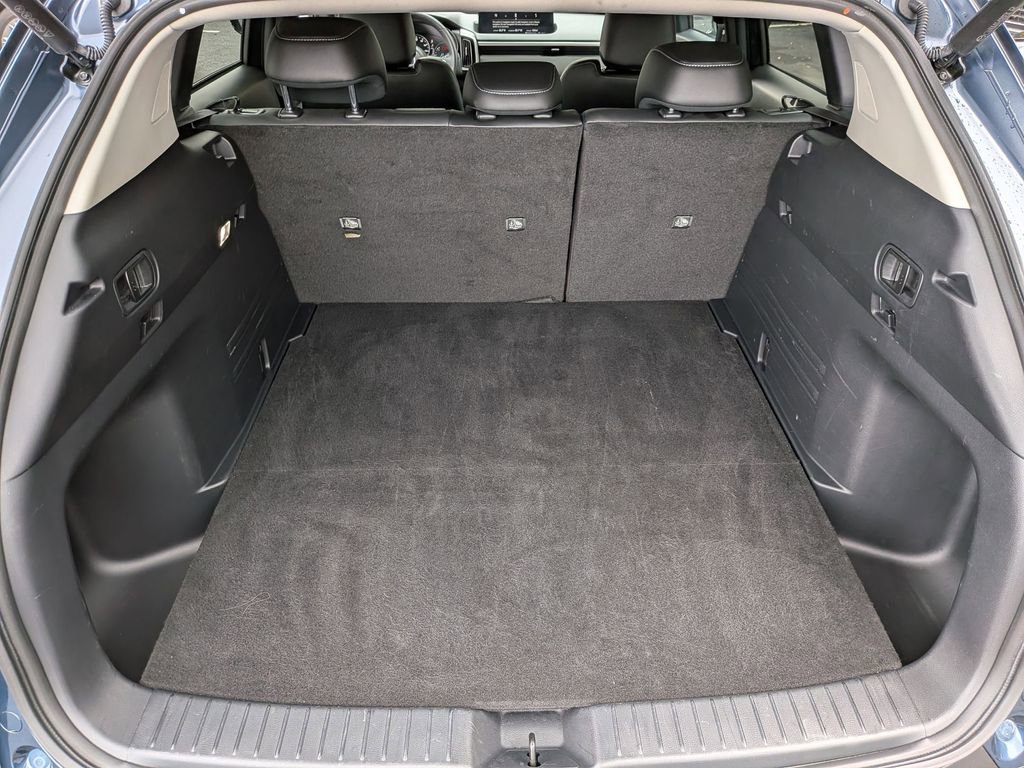 Used 2025 MAZDA CX-50 AWD 2.5 S w/ Premium Package image 6