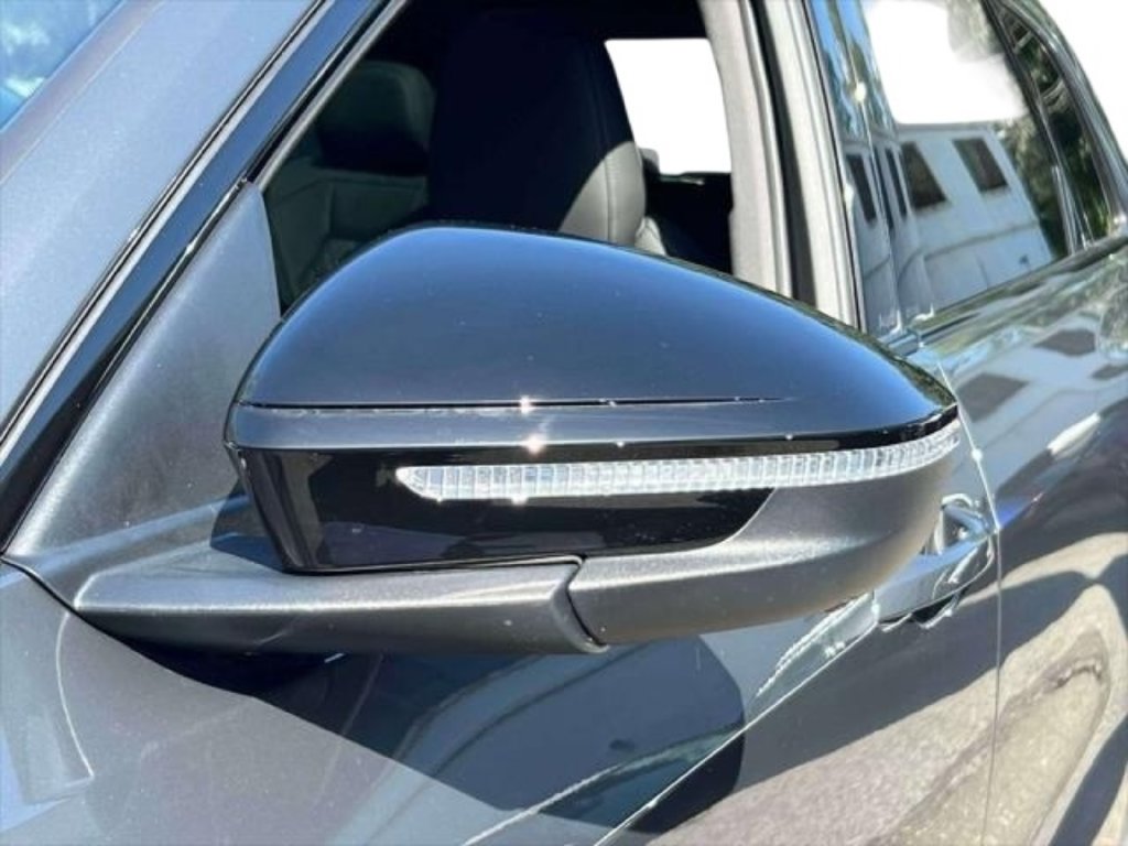 New 2026 Audi SQ5 Premium Plus AWD/4WD image 9