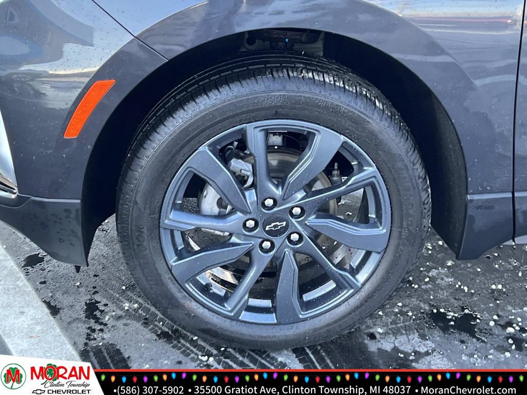 Certified 2023 Chevrolet Equinox RS image 9