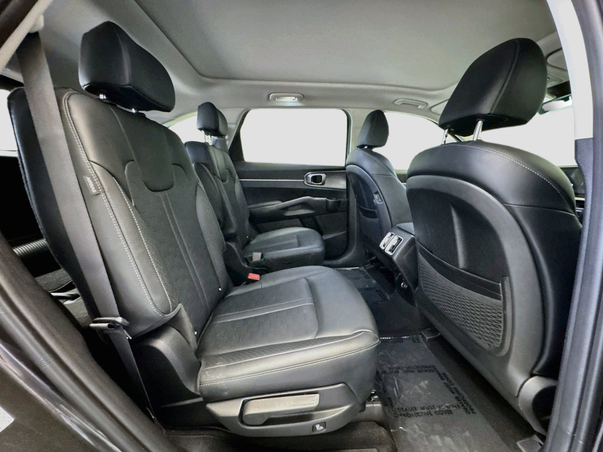 Used 2025 Kia Sorento EX FWD image 18