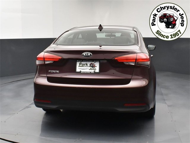 Used 2018 Kia Forte LX w/ LX Popular Package image 5