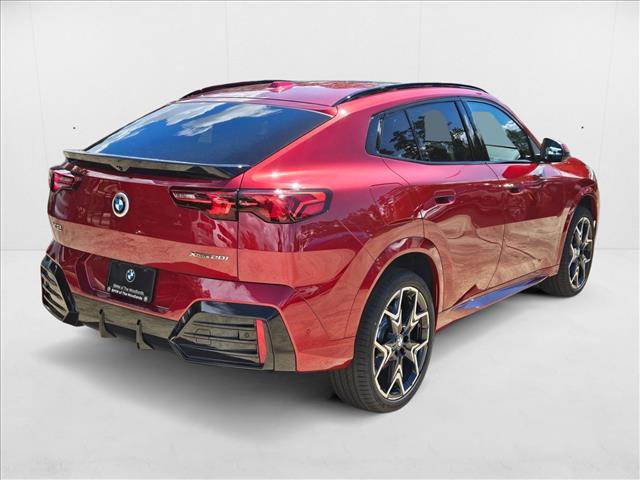 Used 2026 BMW X2 xDrive28i w/ Technology Package image 4