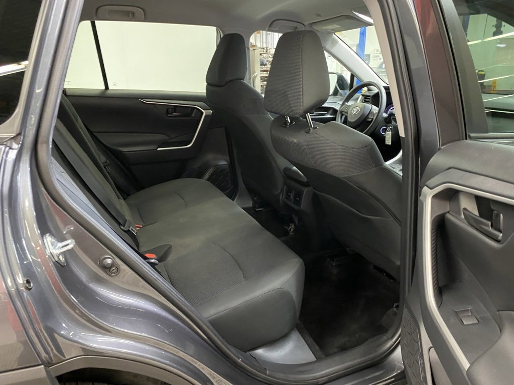 Used 2024 Toyota RAV4 LE image 38