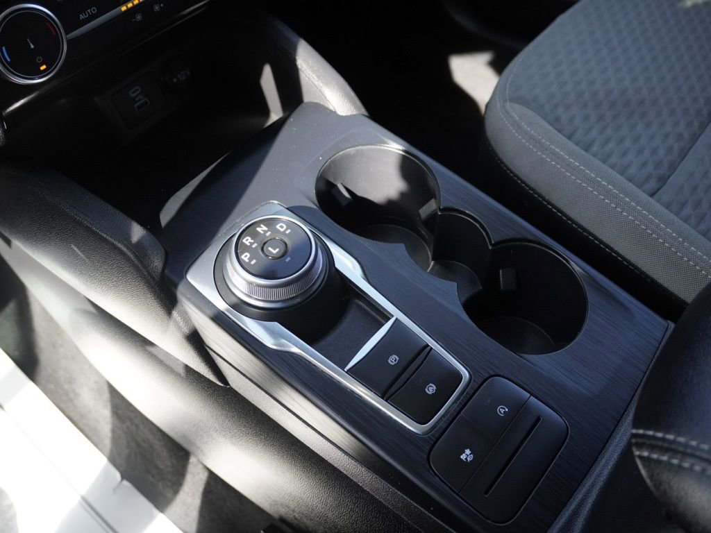 Used 2022 Ford Escape SE w/ SE Sport Appearance Package image 14