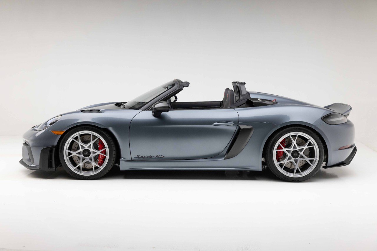 Used 2024 Porsche 718 Boxster Spyder RS RWD image 13
