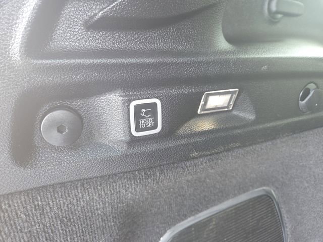 Used 2021 Jeep Grand Cherokee L Overland w/ Luxury Tech Group IV image 19