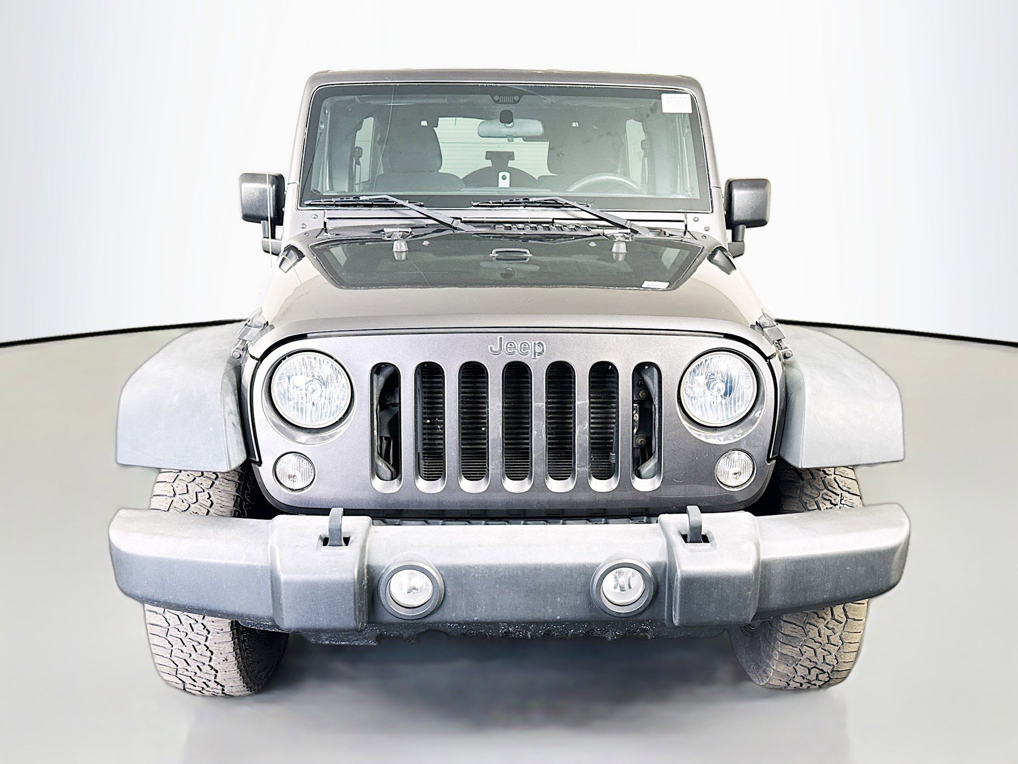 Used 2018 Jeep Wrangler Unlimited Sport image 2