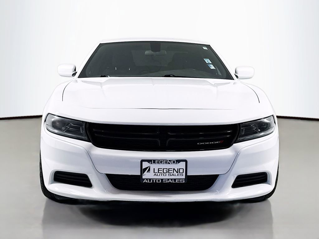 Used 2022 Dodge Charger SXT image 2