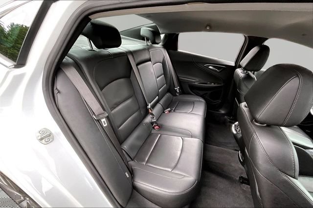 Used 2024 Chevrolet Malibu LT FWD image 17