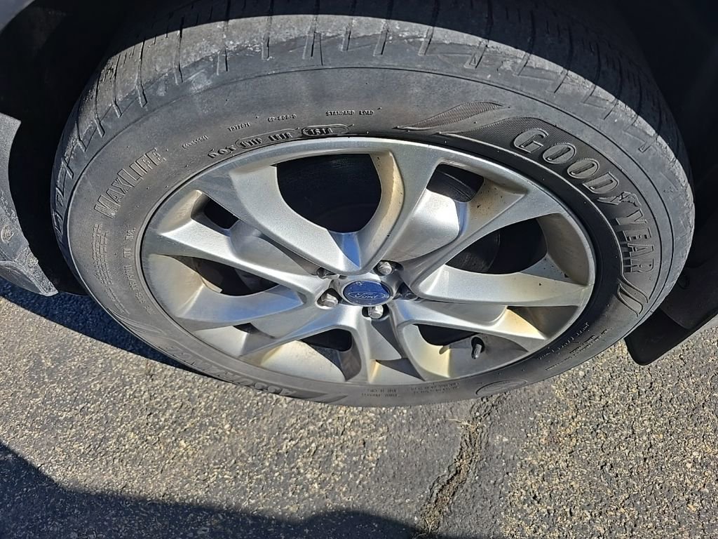 Used 2016 Ford Escape Titanium image 8