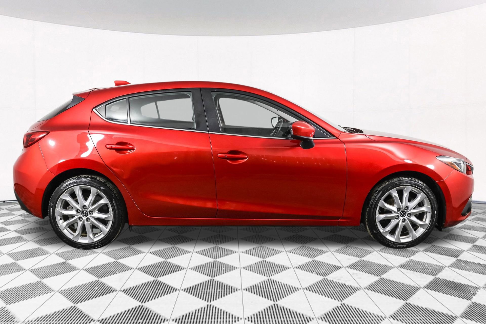 Used 2014 MAZDA MAZDA3 s Touring image 16