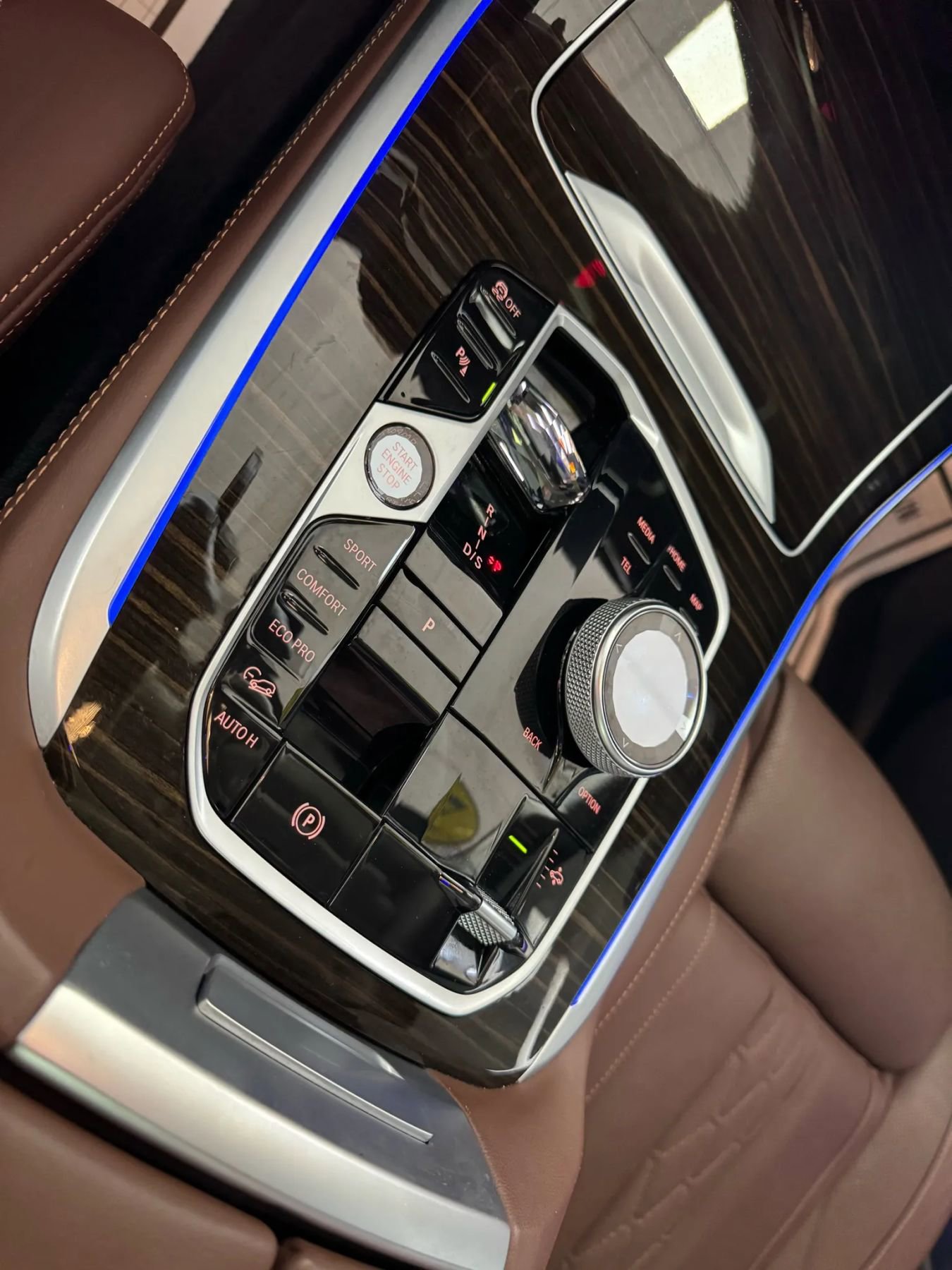 Used 2023 BMW X7 xDrive40i w/ Premium Package image 46