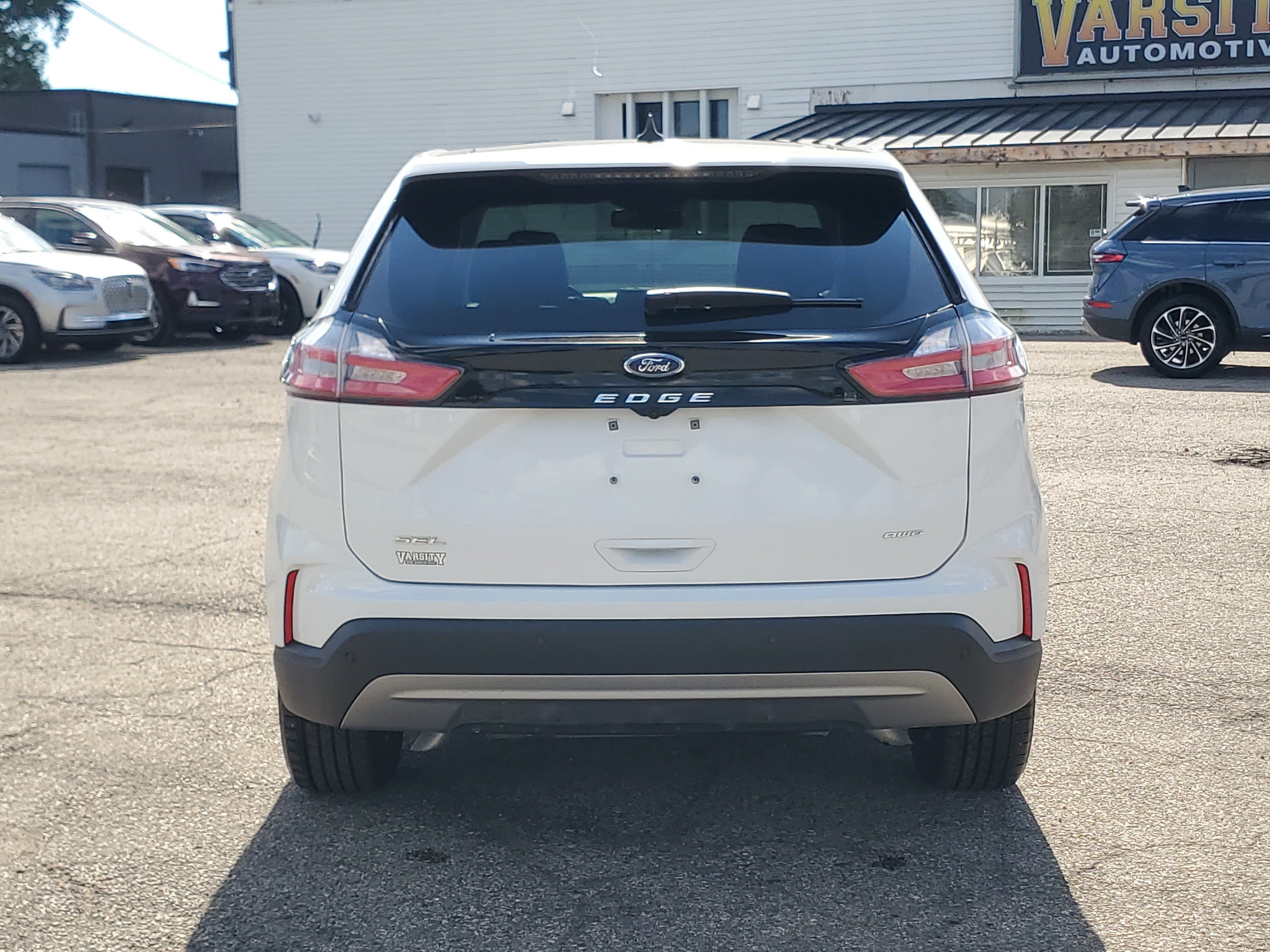 Used 2024 Ford Edge SEL w/ Convenience Package AWD/4WD image 5