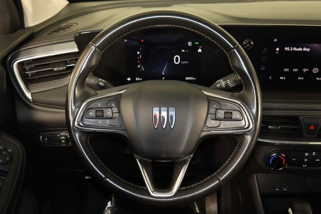 Used 2024 Buick Encore GX Preferred image 7