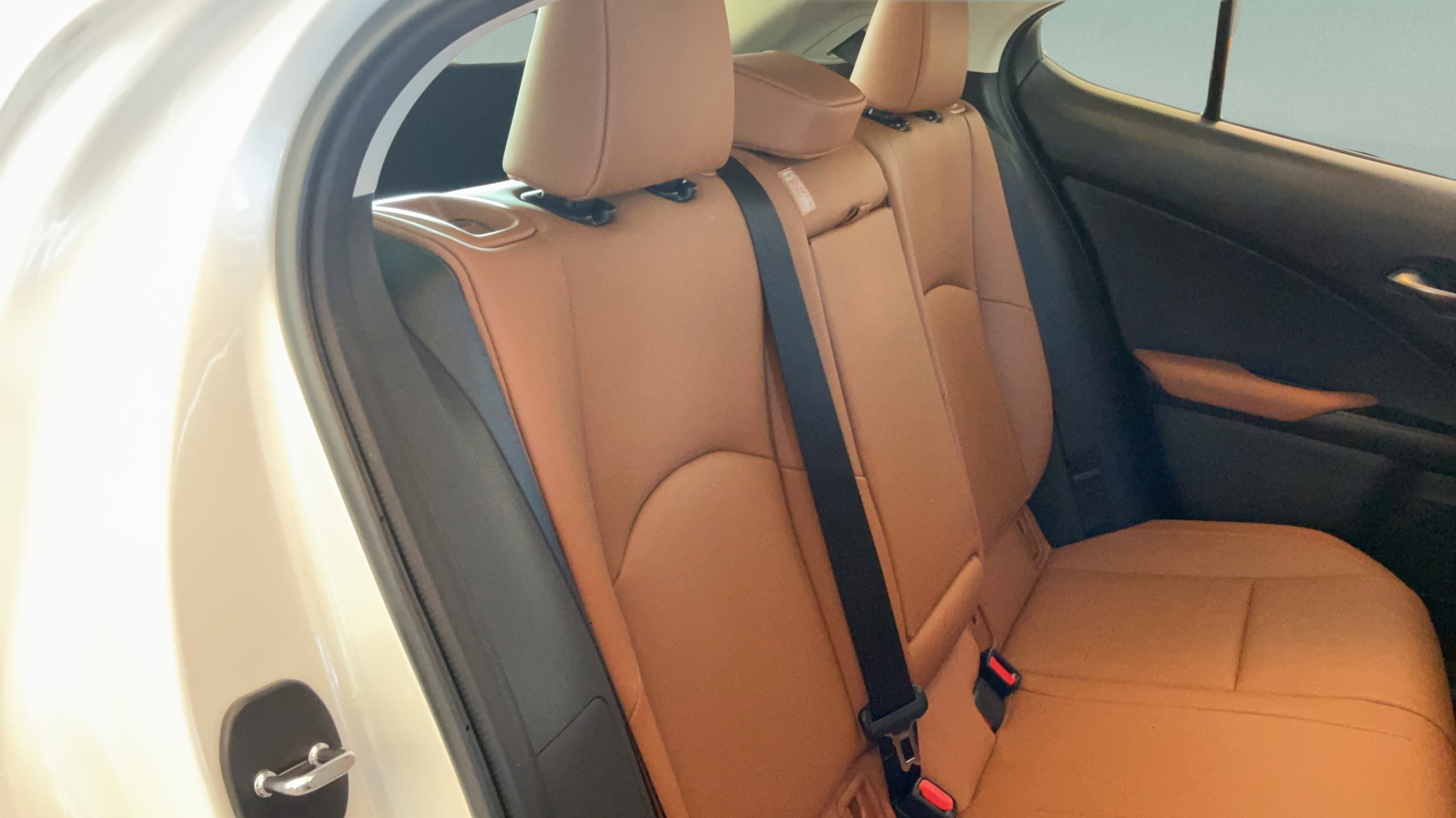 Used 2022 Lexus UX 250h w/ Accessory Package (Z2) AWD/4WD image 44