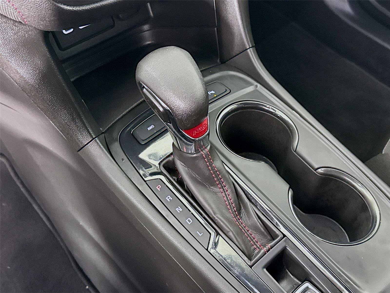 Used 2023 Chevrolet Equinox RS image 17