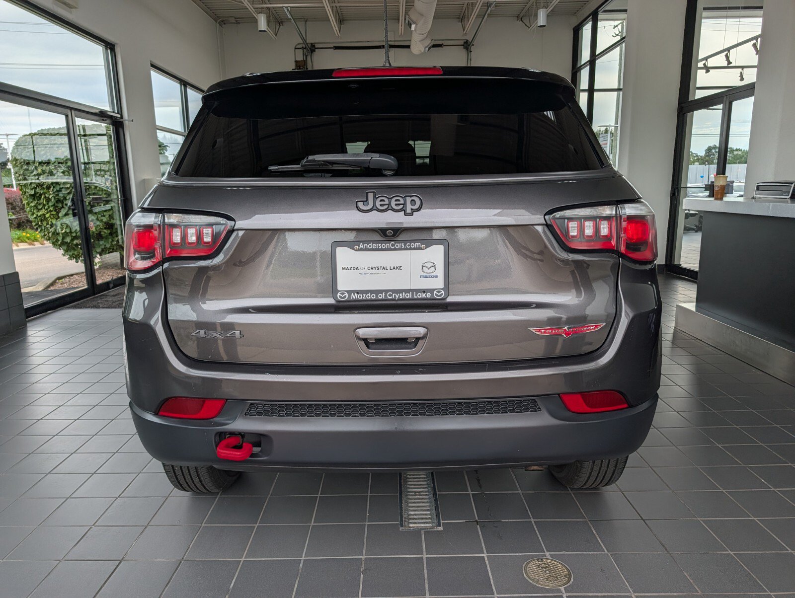 Used 2019 Jeep Compass Trailhawk AWD/4WD image 3