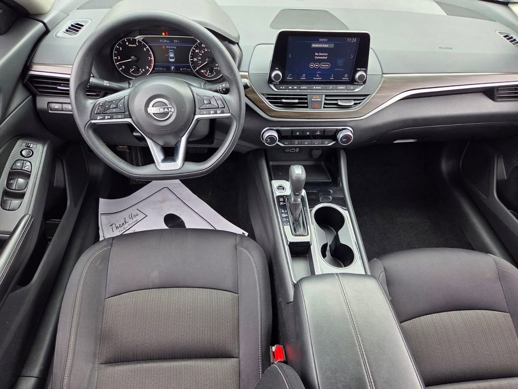 Used 2024 Nissan Altima 2.5 SV image 8