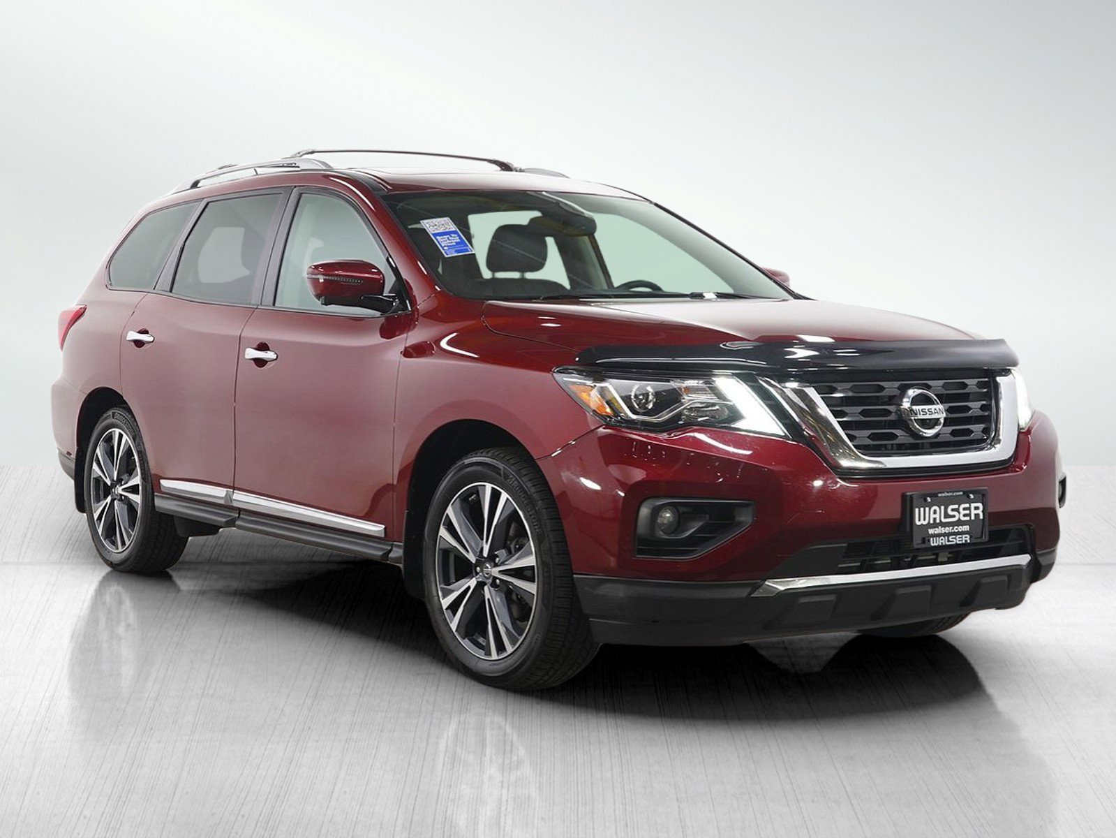 Used 2018 Nissan Pathfinder Platinum image 7