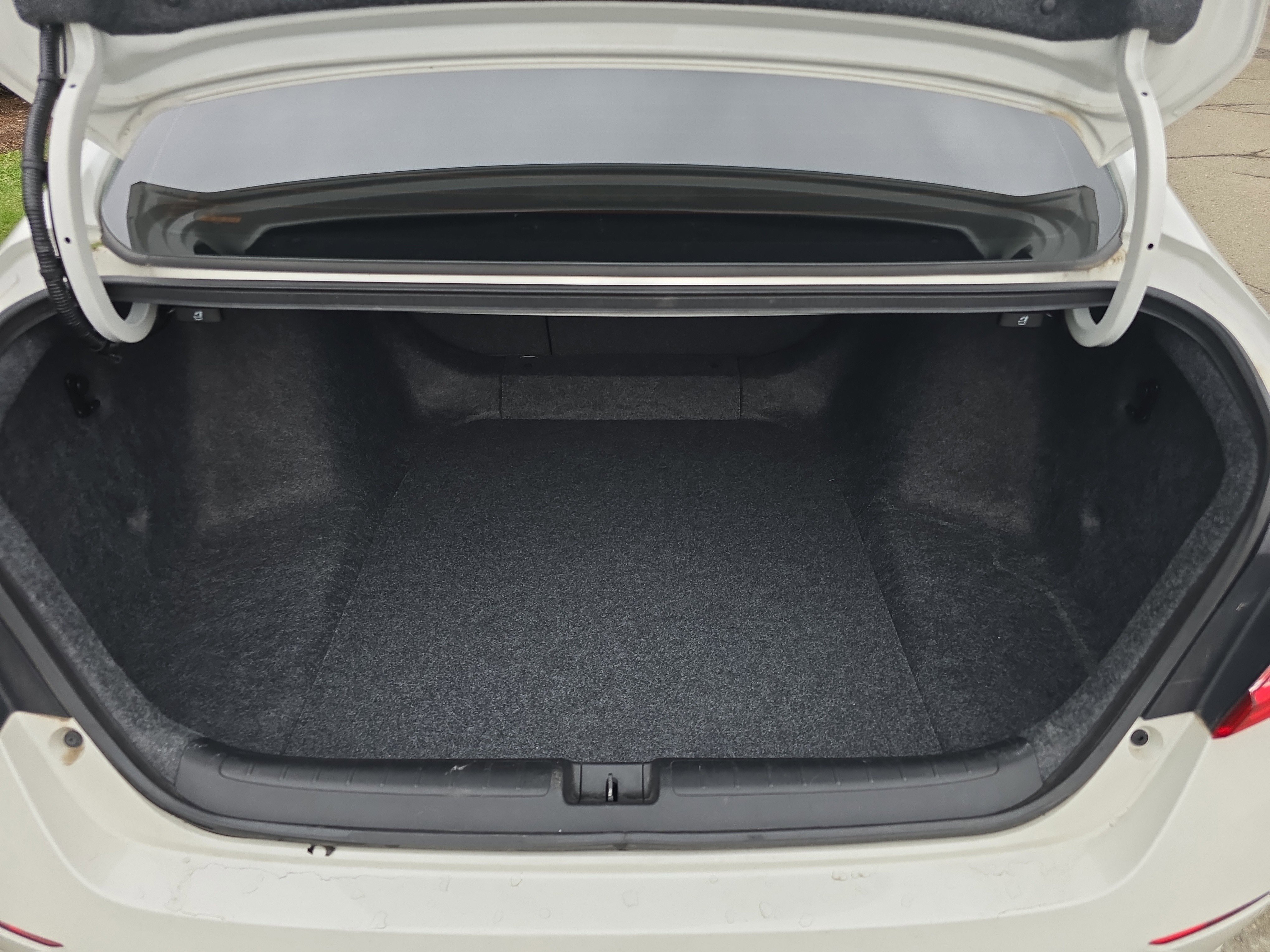 Used 2021 Honda Accord Touring image 5