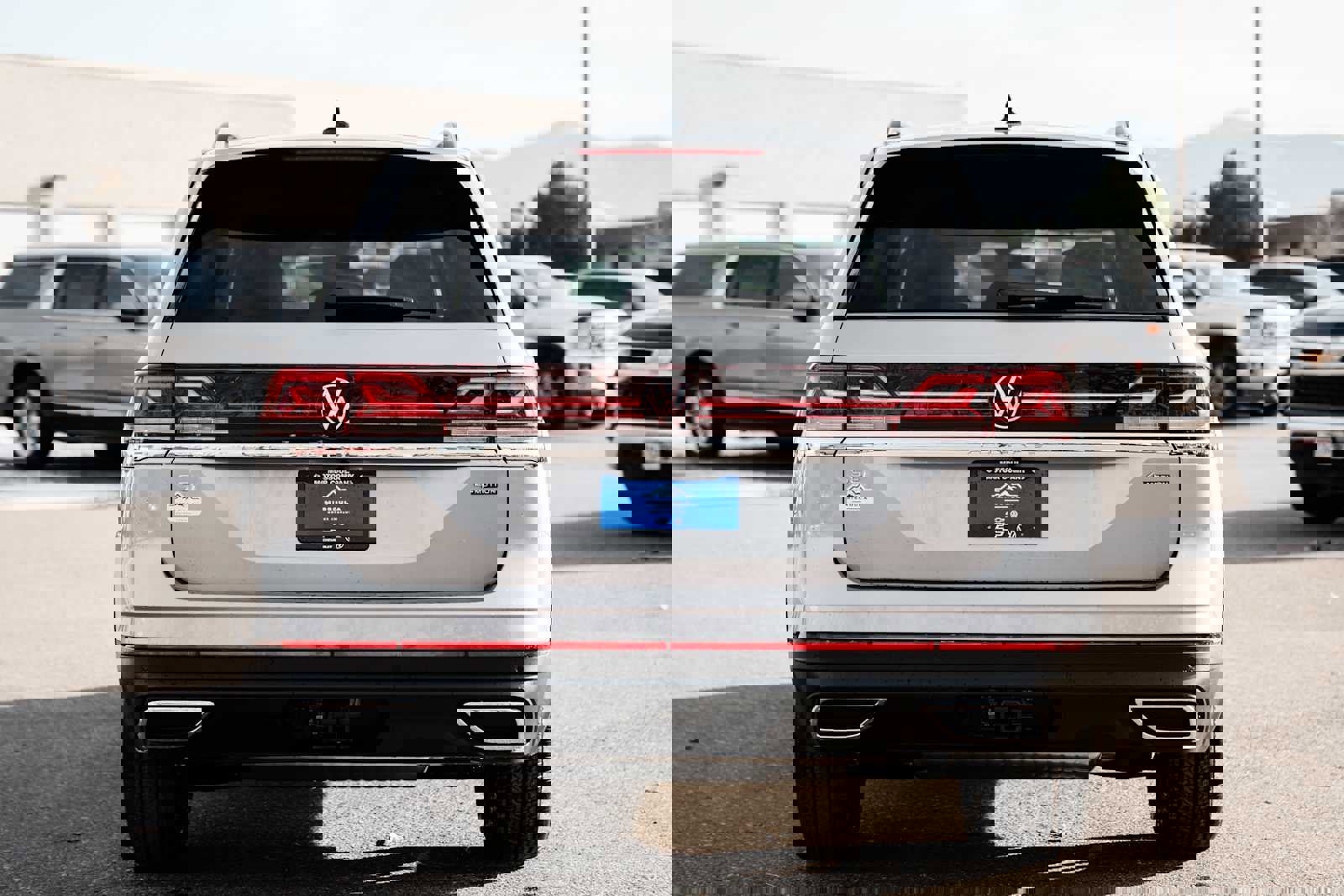 New 2026 Volkswagen Atlas SE image 3