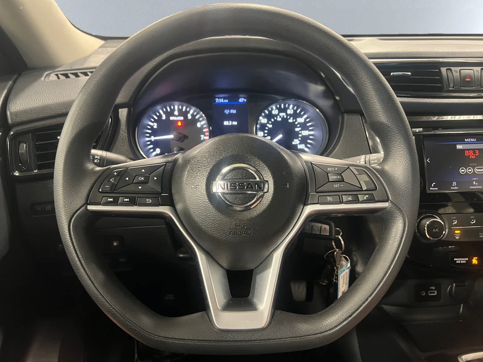 Used 2018 Nissan Rogue S AWD/4WD image 16