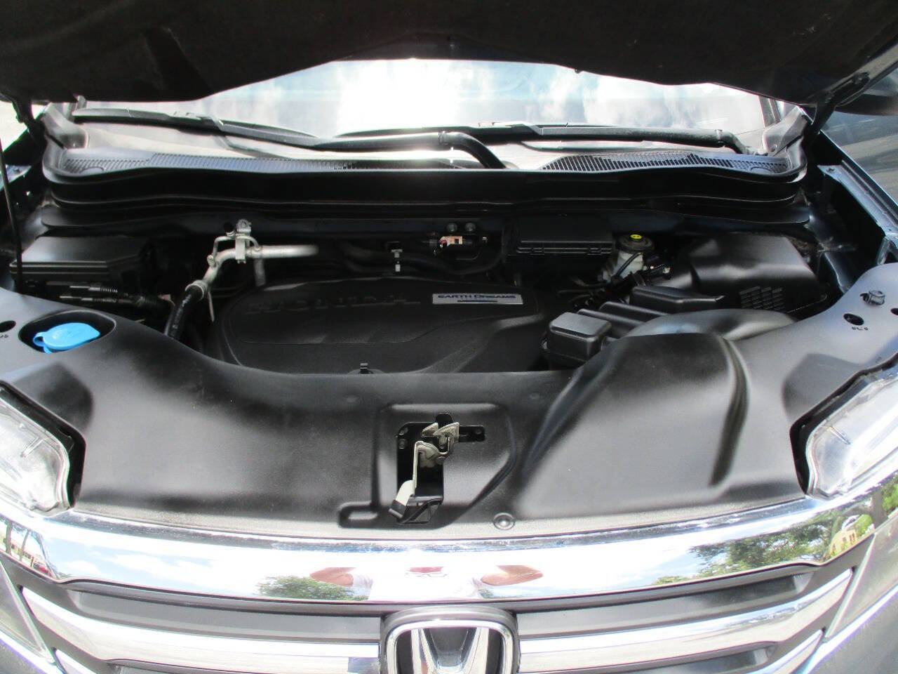 Used 2016 Honda Pilot EX image 32