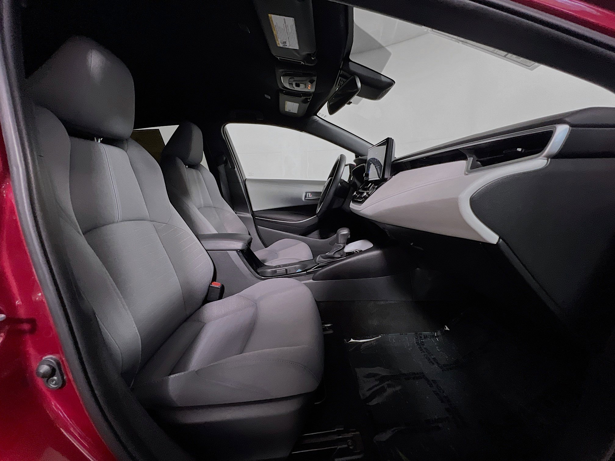 Used 2023 Toyota Corolla SE image 31