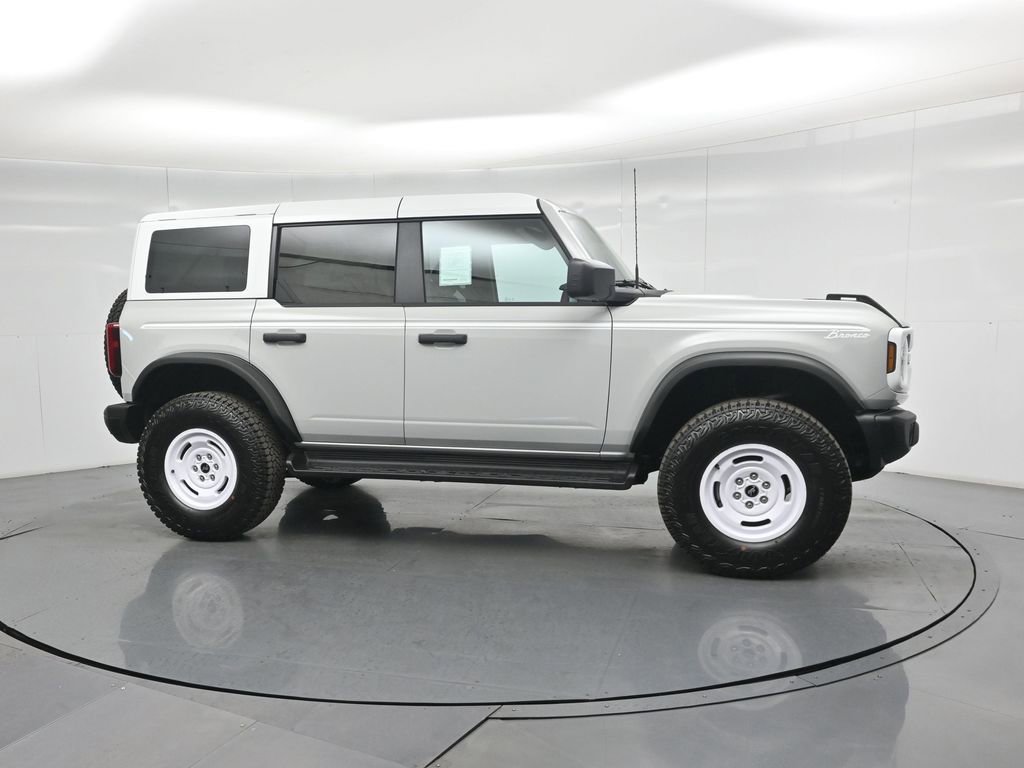 New 2026 Ford Bronco Heritage Edition AWD/4WD image 24