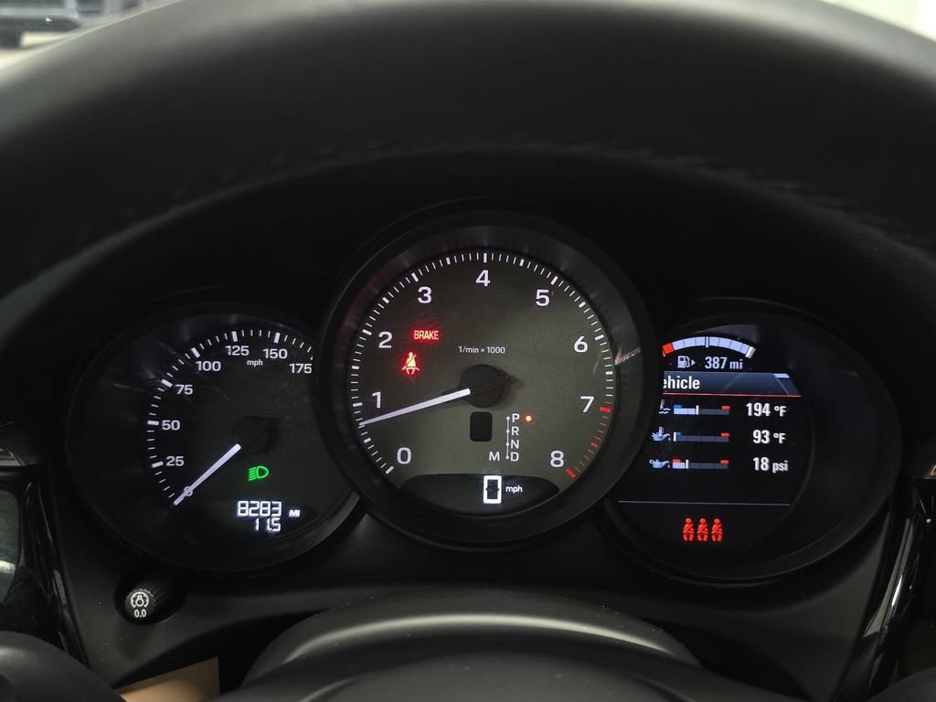 Certified 2025 Porsche Macan S w/ Premium Package Plus AWD/4WD image 14