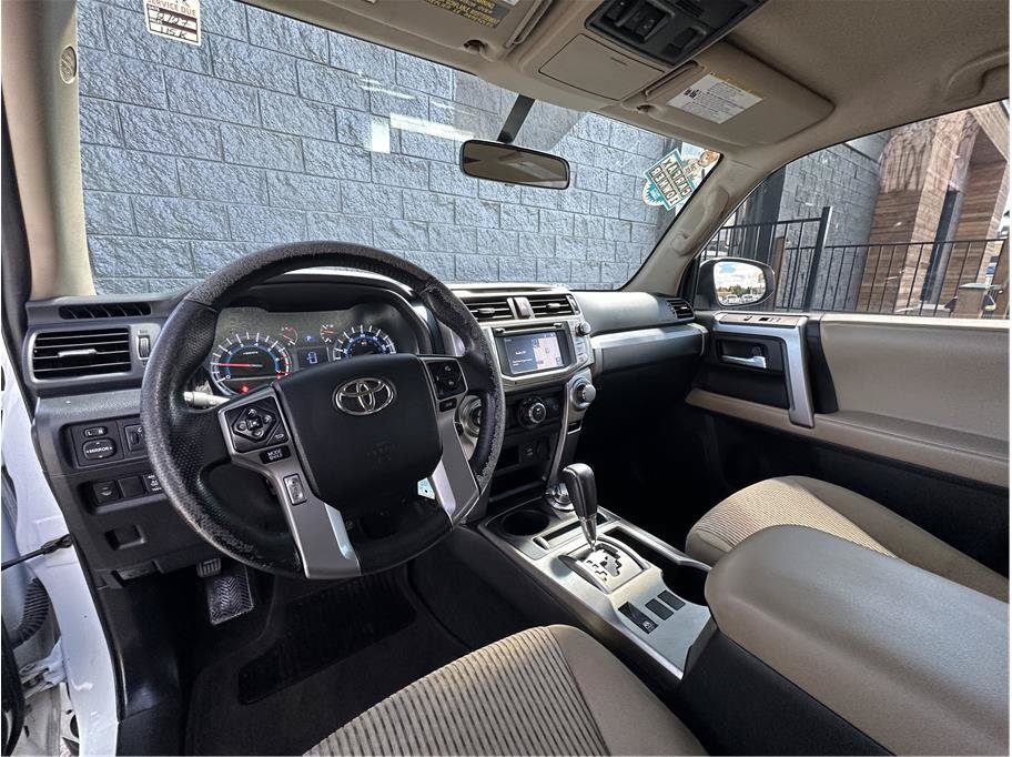 Used 2017 Toyota 4Runner SR5 AWD/4WD image 14