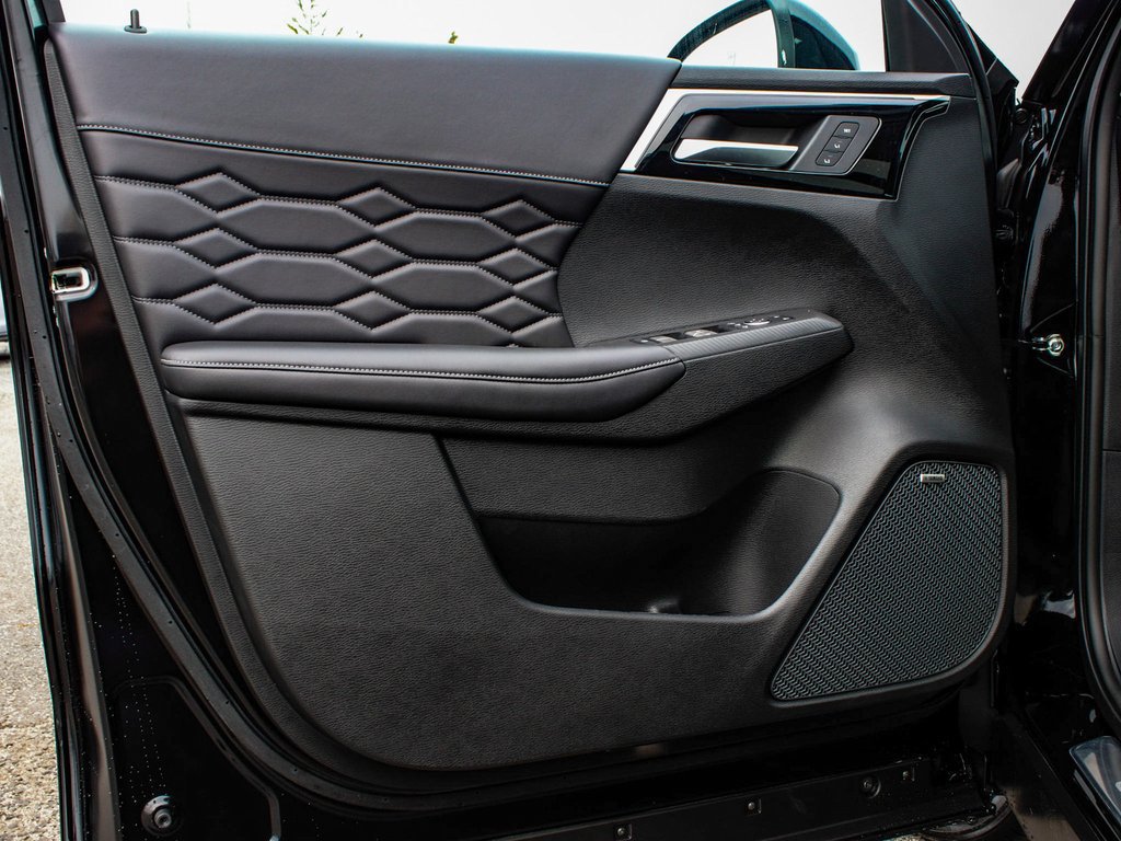 New 2026 Mitsubishi Outlander SEL AWD/4WD image 8