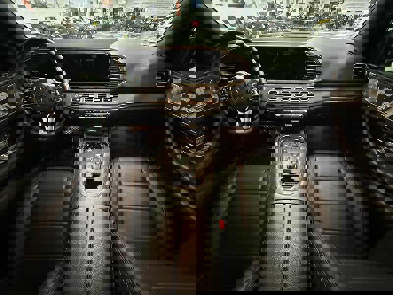 Used 2022 Mercedes-Benz GLE 450 4MATIC w/ AMG Line Exterior image 12