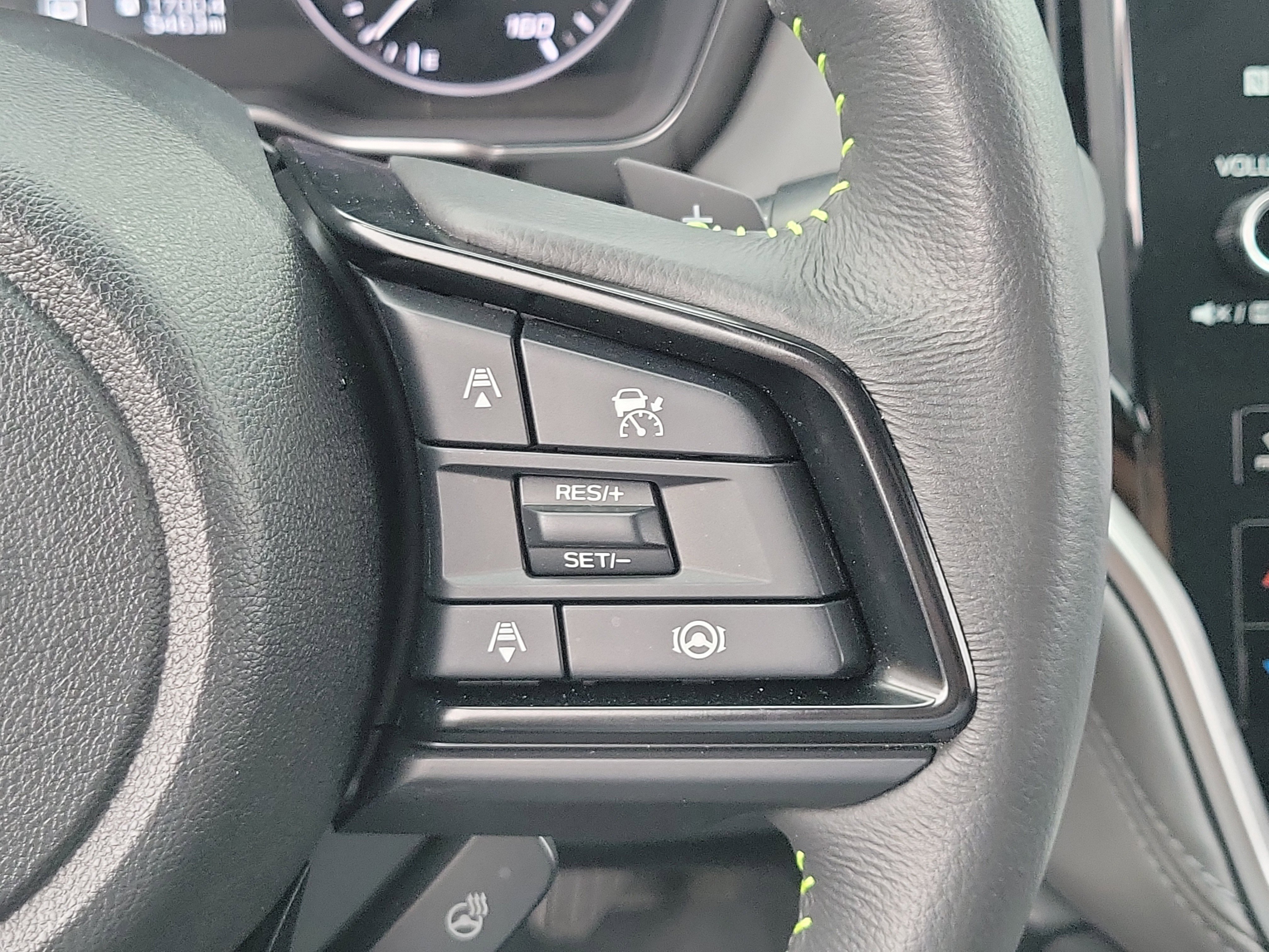 Certified 2025 Subaru Outback Onyx Edition image 29