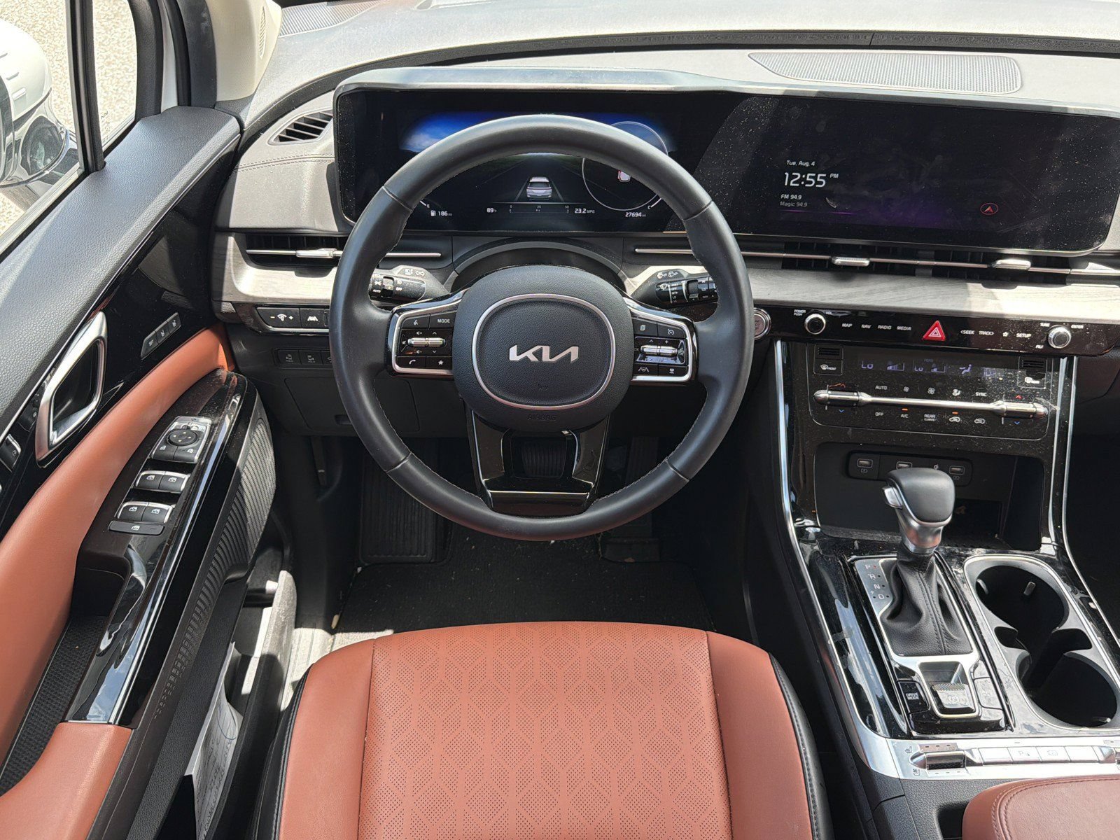 Used 2024 Kia Carnival SX FWD image 15
