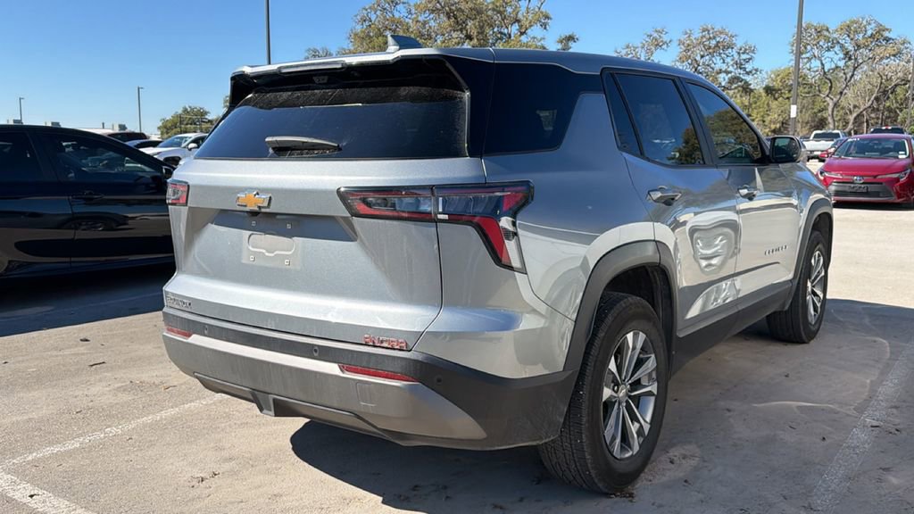 Used 2026 Chevrolet Equinox LT w/ Safety and Technology Package image 4