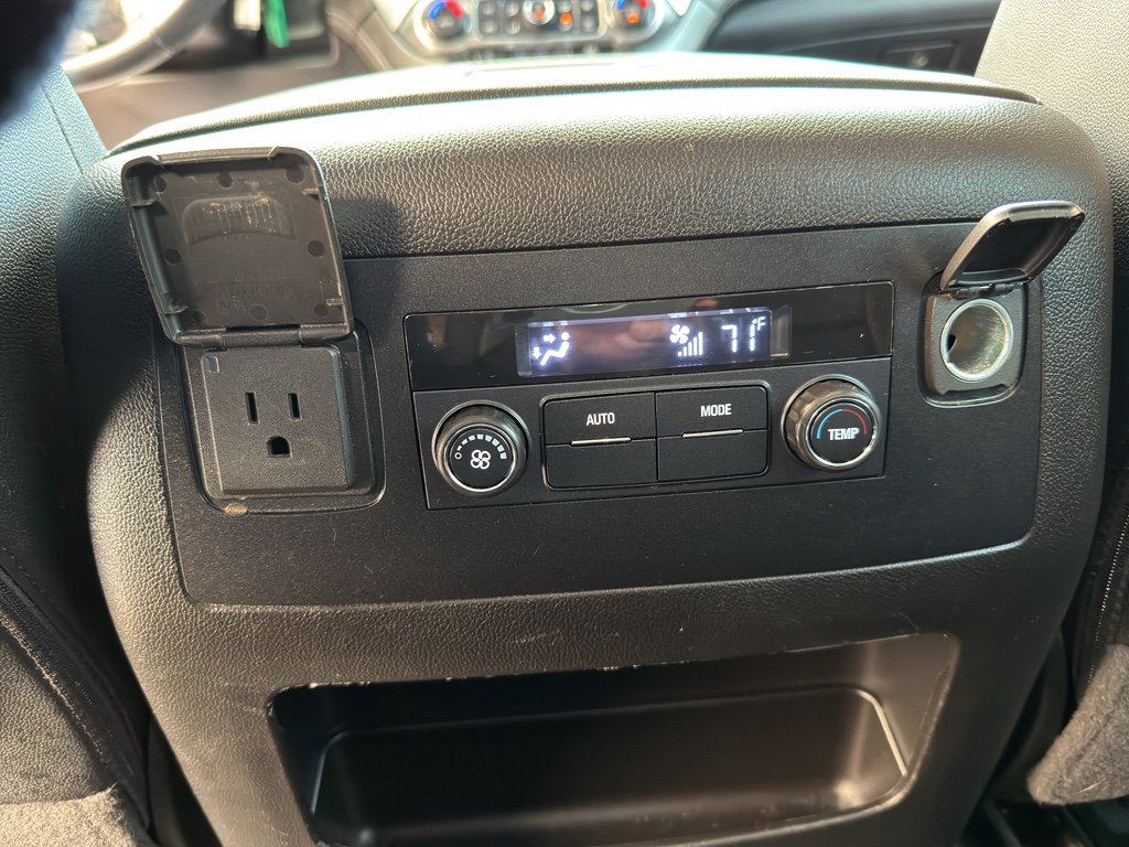 Used 2020 Chevrolet Tahoe LT image 39