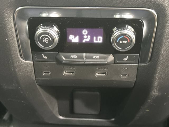 New 2026 GMC Yukon XL AT4 w/ AT4 Premium Plus Package AWD/4WD image 22