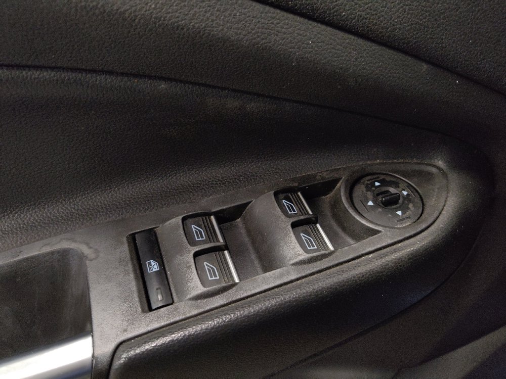 Used 2019 Ford Escape SEL FWD image 27