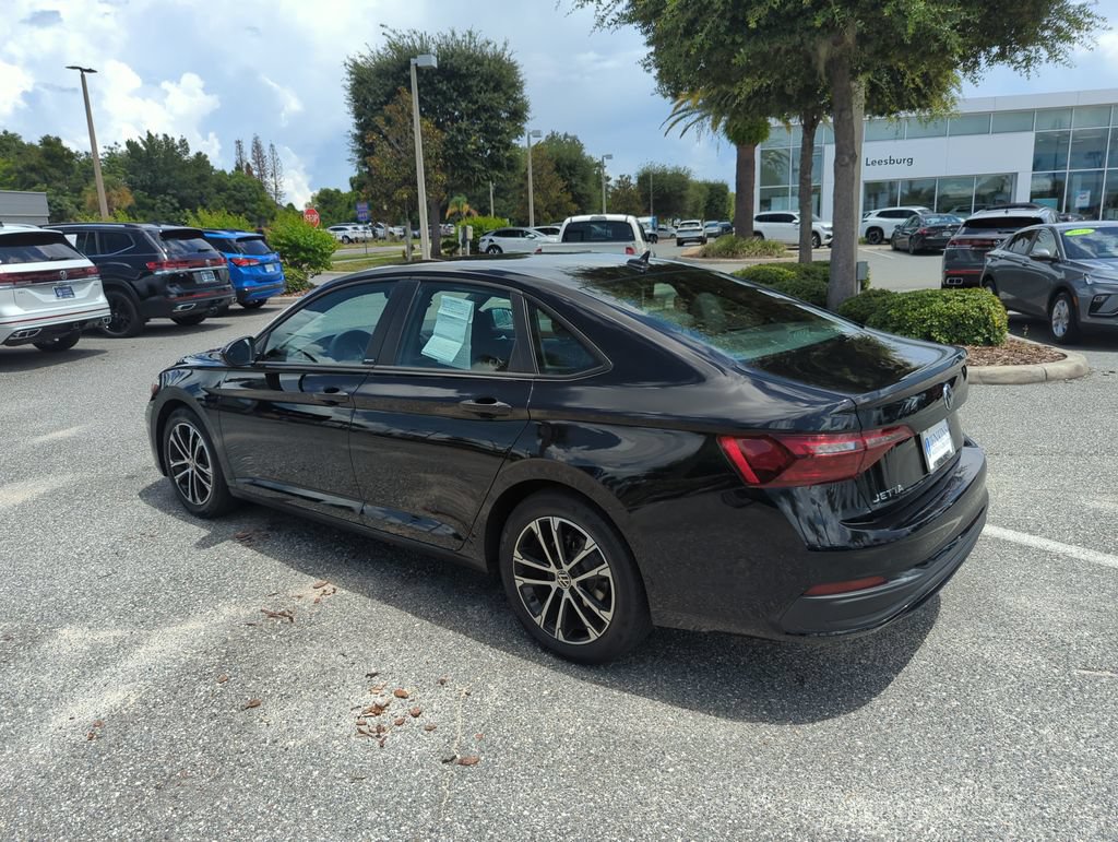 Used 2024 Volkswagen Jetta Sport FWD image 9