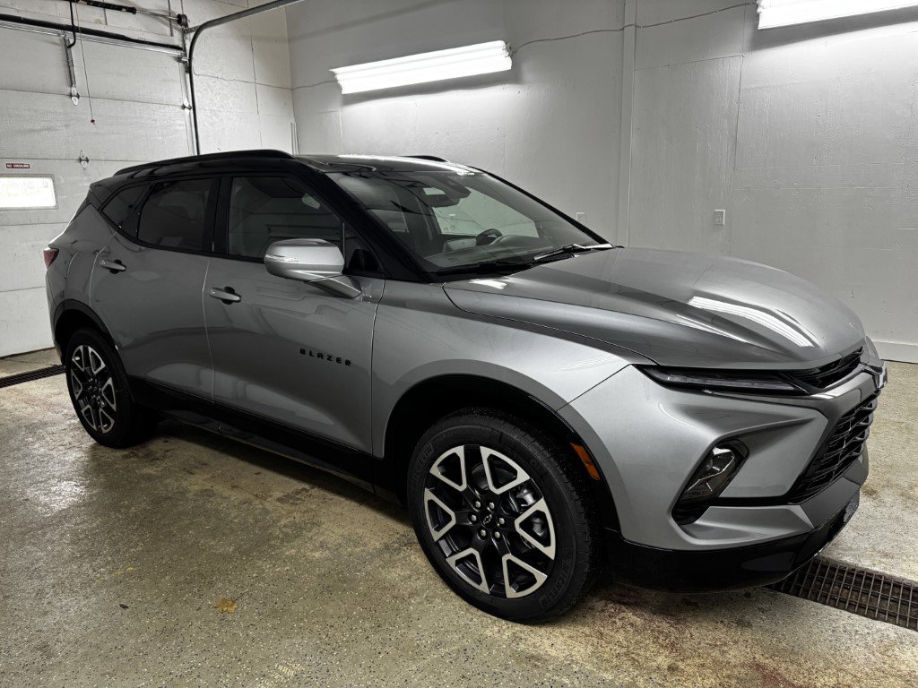 New 2026 Chevrolet Blazer RS w/ Driver Confidence II Package AWD/4WD image 1