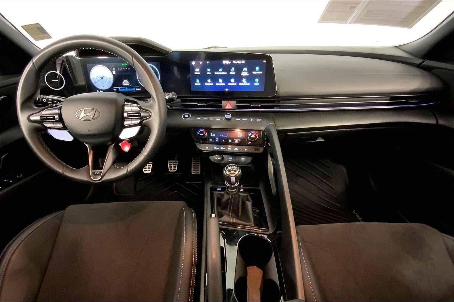 Used 2025 Hyundai Elantra N FWD image 15