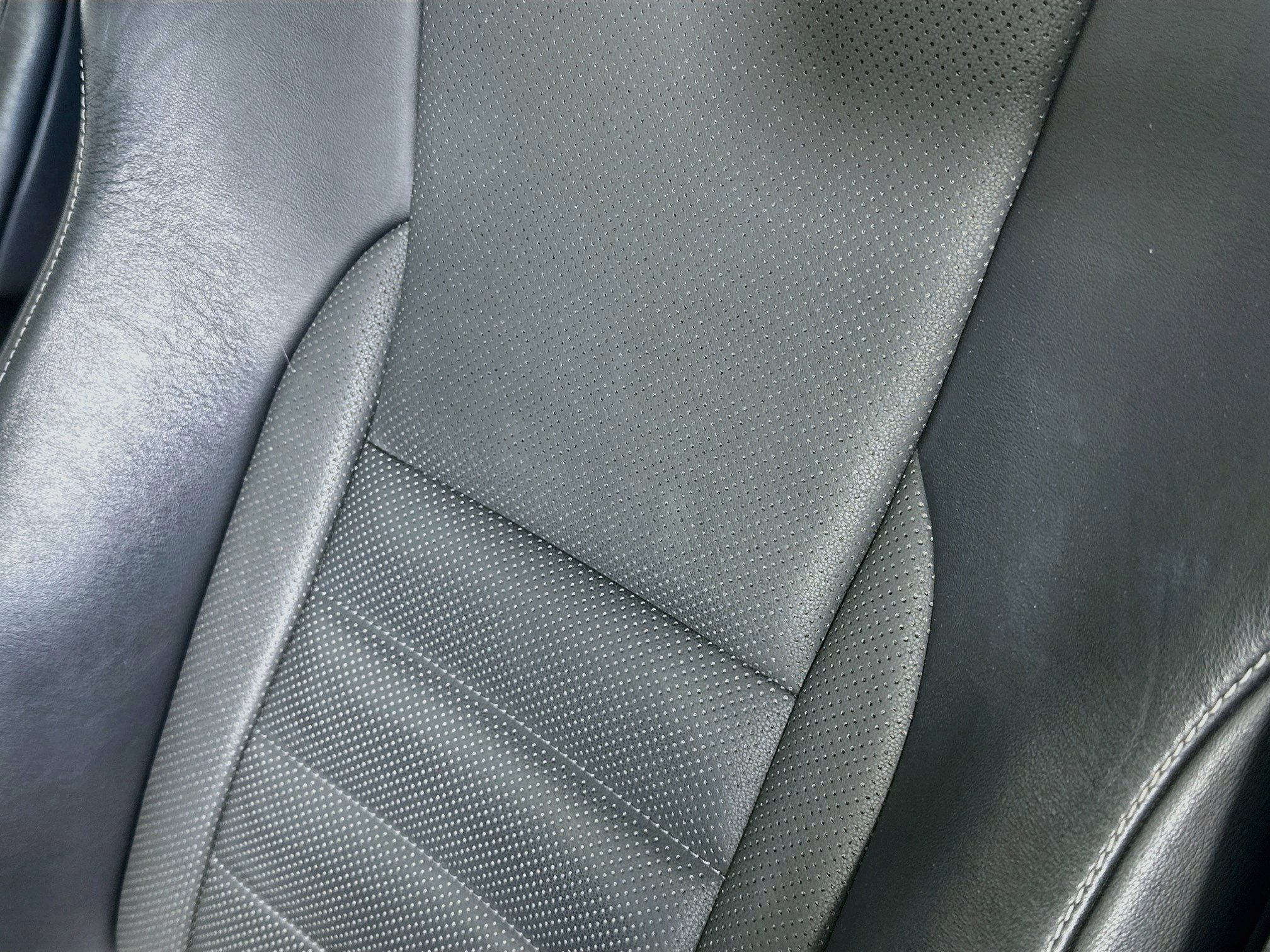 Used 2020 Lexus IS 300 F Sport w/ F Sport Package RWD image 18