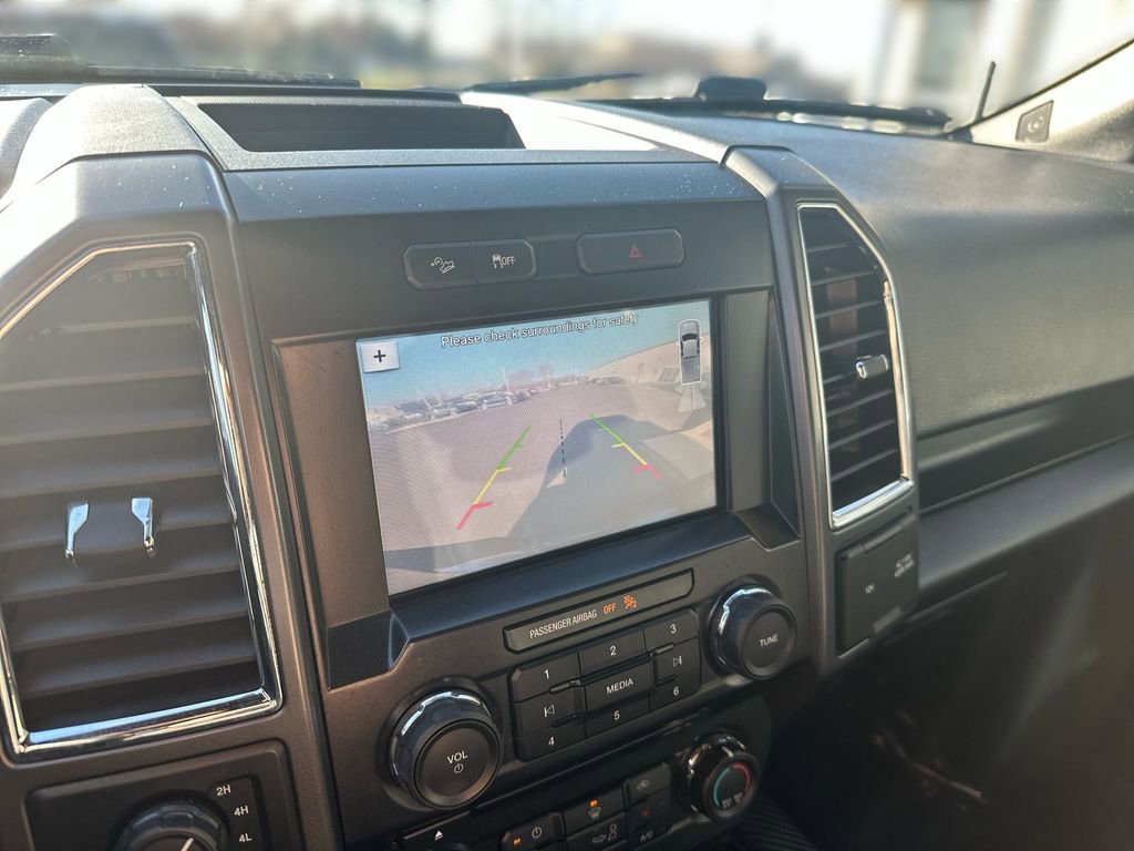 Used 2016 Ford F150 XLT w/ Equipment Group 302A Luxury image 22