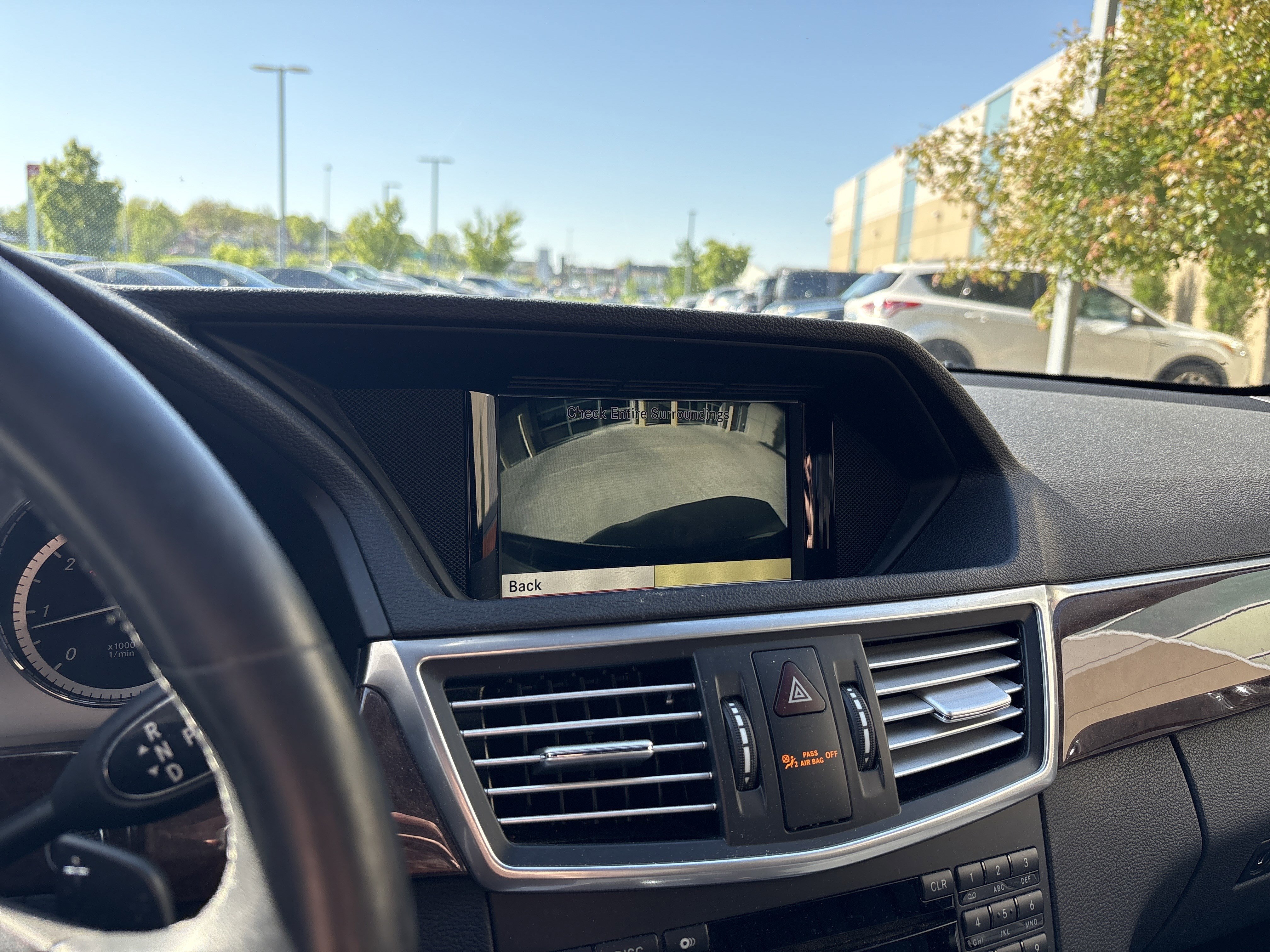 Used 2011 Mercedes-Benz E 350 BlueTEC Sedan image 25