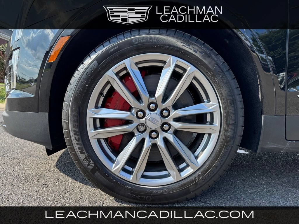 New 2026 Cadillac XT5 Sportv w/ LPO, Floor Liner Package AWD/4WD image 7